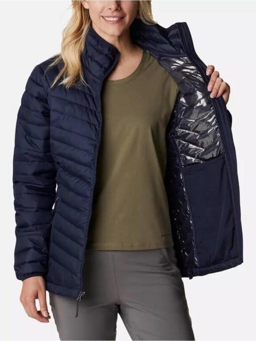 Columbia Women's Powder Lite insulated jacket
Quilted Chevron EUC Large